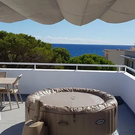 Sonne & Meerblick Aus 40 Grad Heissem Whirlpool Geniessen - Zentral Am Hafen Und Dennoch Ruhig Cala Ratjada  Extérieur photo