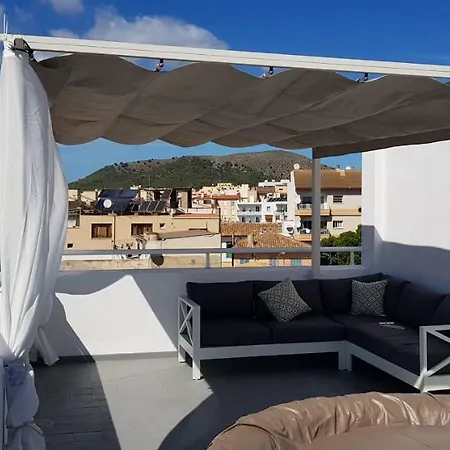 Sonne & Meerblick Aus 40 Grad Heissem Whirlpool Geniessen - Zentral Am Hafen Und Dennoch Ruhig Cala Ratjada  Extérieur photo
