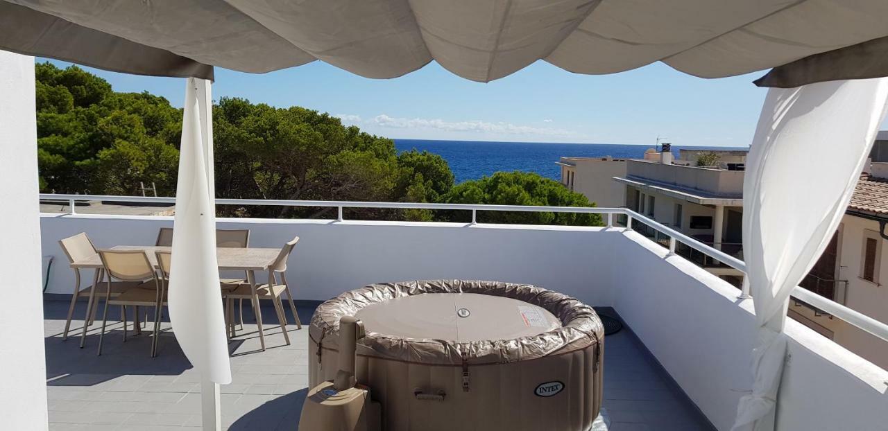 Sonne & Meerblick Aus 40 Grad Heissem Whirlpool Geniessen - Zentral Am Hafen Und Dennoch Ruhig Apartment